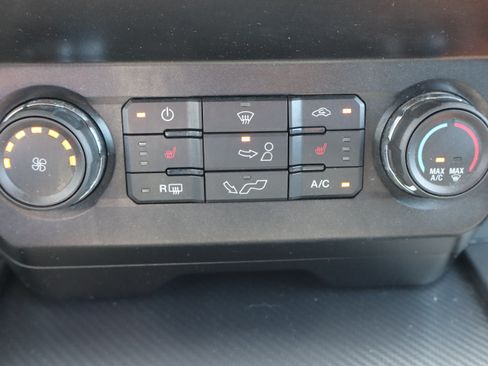 Used 2020 Ford F150 XLT w/ Equipment Group 302A Luxury AWD/4WD image 21