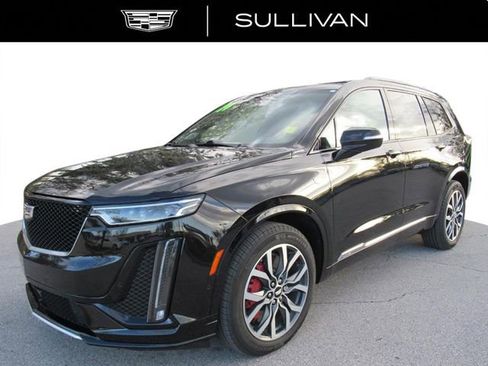 Certified 2024 Cadillac XT6 Sport w/ Technology Package image 4