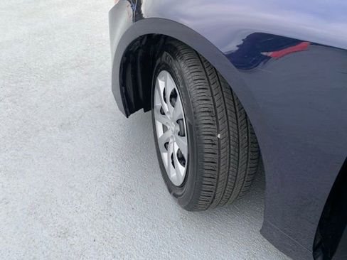 Certified 2022 Toyota Corolla LE image 23