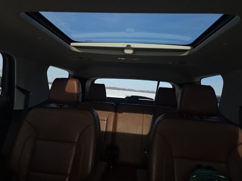 Used 2018 Chevrolet Traverse High Country image 49