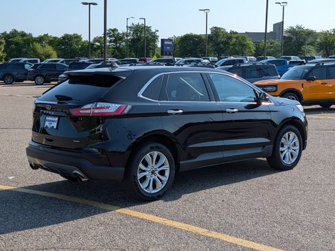 Used 2023 Ford Edge Titanium AWD/4WD image 6