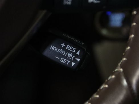 Used 2020 Lexus RX 350 AWD w/ Premium Package image 17