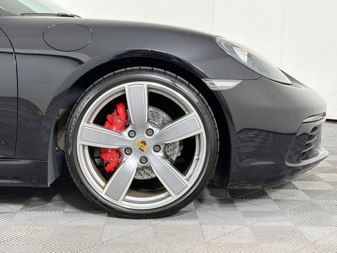 Certified 2019 Porsche 718 Cayman S image 14