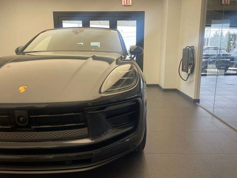 New 2026 Porsche Macan AWD/4WD image 20
