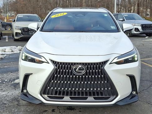 Used 2024 Lexus NX 250 FWD image 9