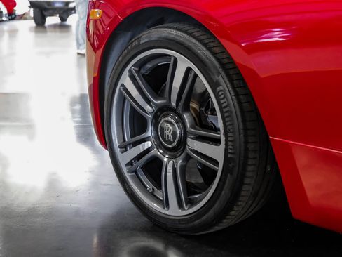 Used 2014 Rolls-Royce Wraith image 52