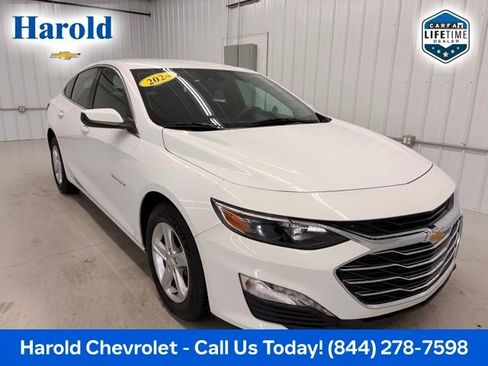Used 2024 Chevrolet Malibu LT FWD image 1