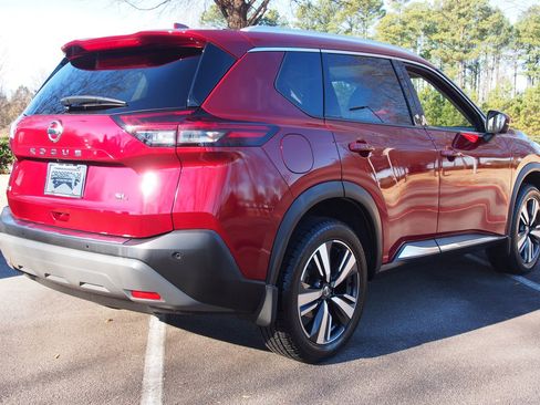 Used 2021 Nissan Rogue SL w/ Premium Package image 7
