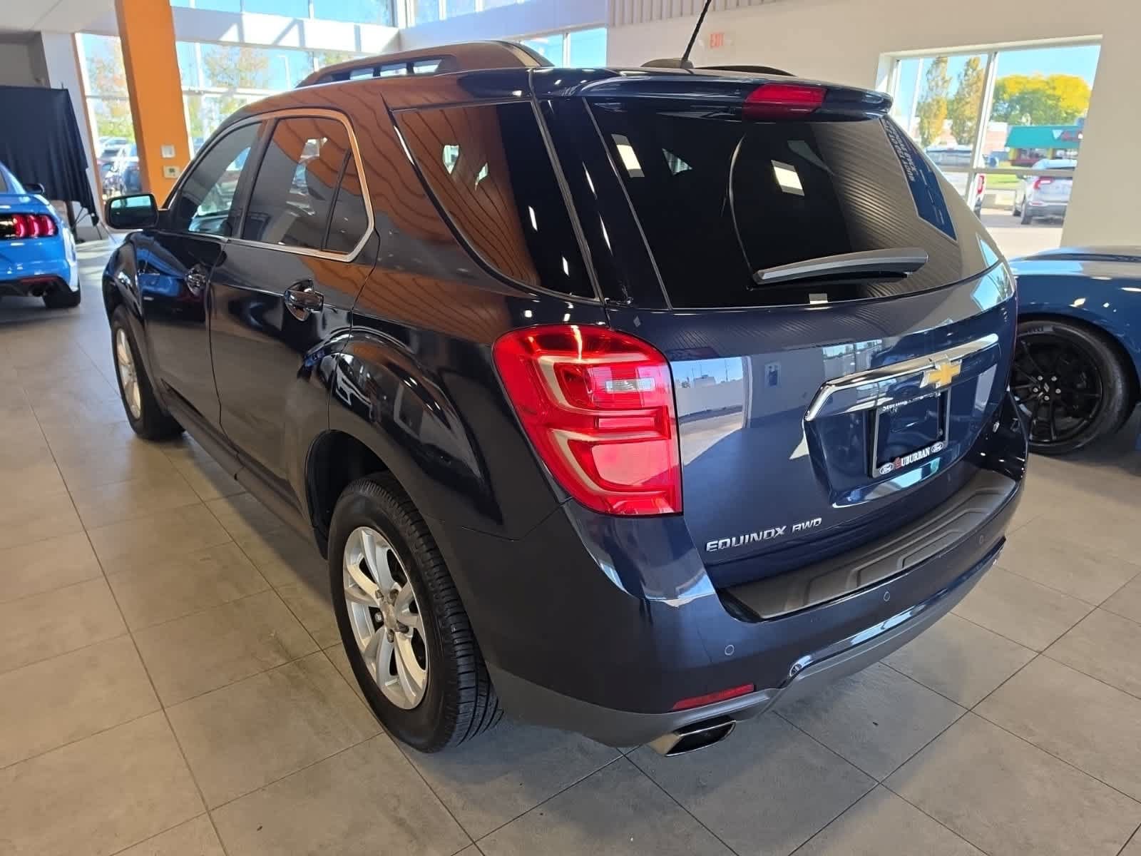Used 2017 Chevrolet Equinox LT w/ Convenience Package AWD/4WD image 8