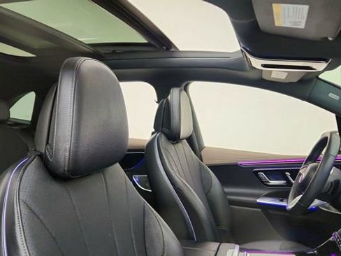 Used 2023 Mercedes-Benz EQE 350+ 4MATIC SUV w/ Pinnacle Trim Package image 22