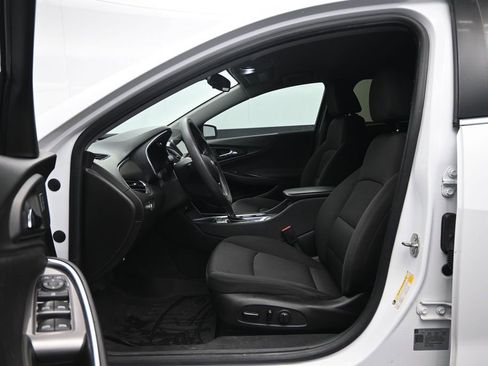 Used 2019 Chevrolet Malibu LT FWD image 19