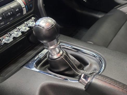 Used 2015 Ford Mustang GT Premium w/ Equipment Group 401A RWD image 4