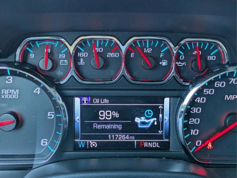 Used 2018 Chevrolet Silverado 1500 LT w/ All Star Edition RWD image 27