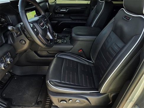 Used 2024 GMC Sierra 1500 AT4X image 25