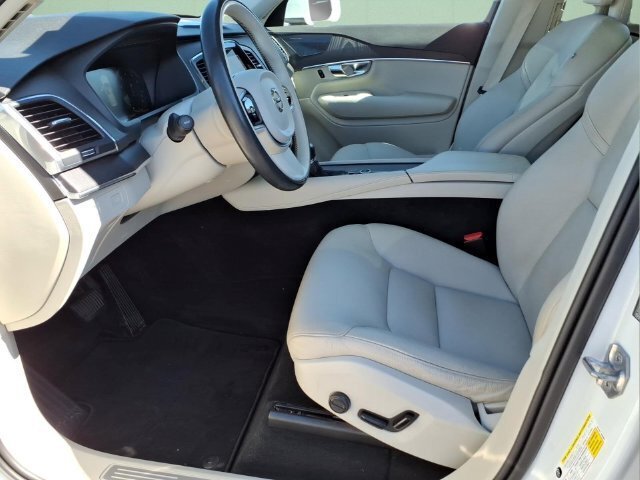 Used 2020 Volvo XC90 T6 Momentum AWD/4WD image 15