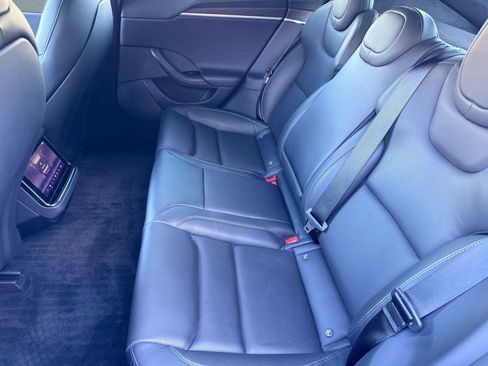 Used 2021 Tesla Model S Plaid image 23