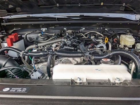 Used 2025 Toyota 4Runner SR5 image 31