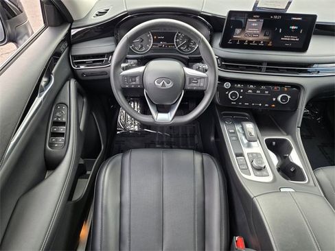 Certified 2025 INFINITI QX60 Pure image 15