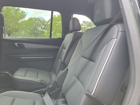New 2026 Buick Enclave Sport Touring w/ Power Package FWD image 6