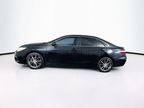 Used 2015 Toyota Camry XSE image 6