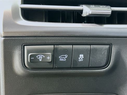Used 2025 Hyundai Tucson SEL AWD/4WD image 17