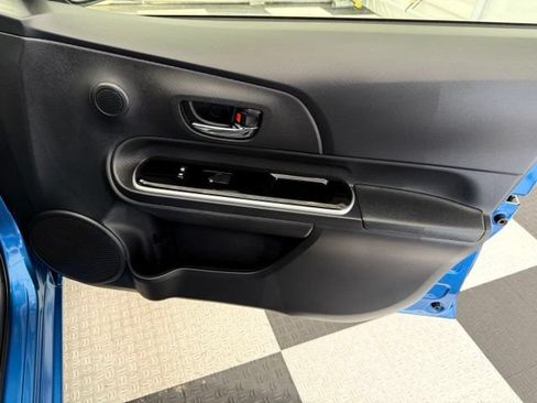 Used 2015 Toyota Prius C Two FWD image 21