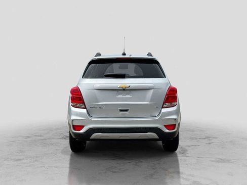 Used 2019 Chevrolet Trax LT w/ LT Convenience Package AWD/4WD image 5