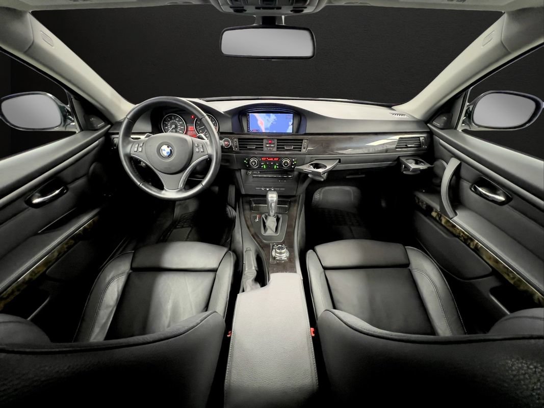 Used 2011 BMW 335i xDrive Coupe AWD/4WD image 26