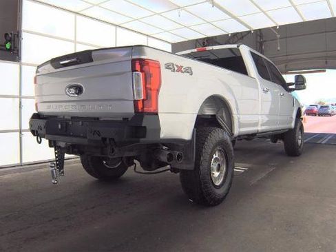 Used 2017 Ford F350 Lariat w/ Lariat Ultimate Package AWD/4WD image 6