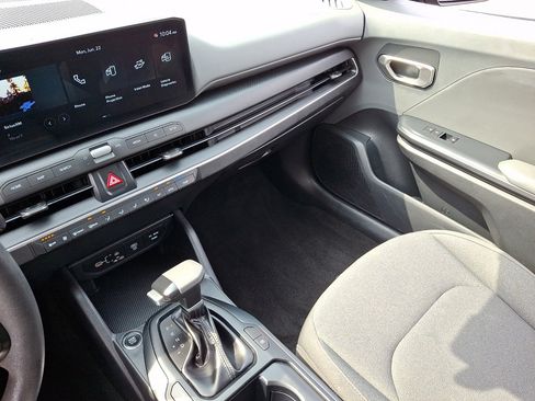 Used 2025 Kia K4 FWD image 29