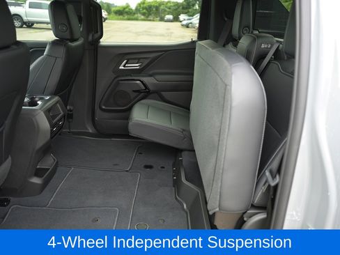 Used 2026 Chevrolet Silverado EV LT AWD/4WD image 36