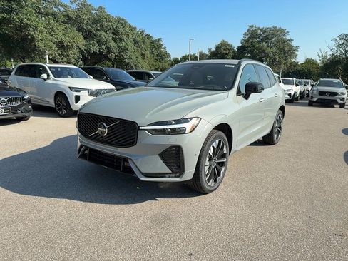 Used 2026 Volvo XC60 B5 Plus w/ Protection Package Premier AWD/4WD image 2