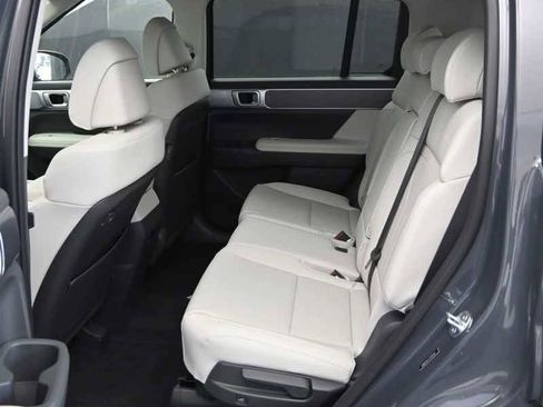 New 2026 Hyundai Santa Fe SEL image 17