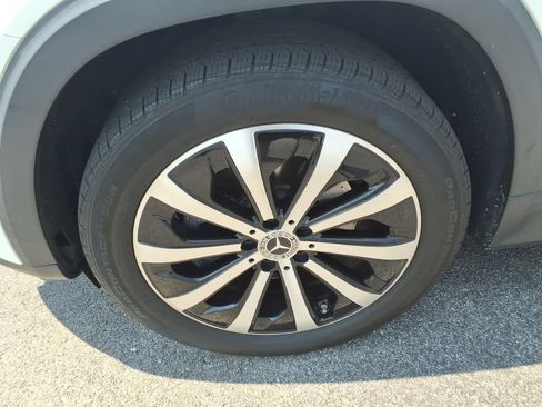 Used 2021 Mercedes-Benz GLB 250 image 10