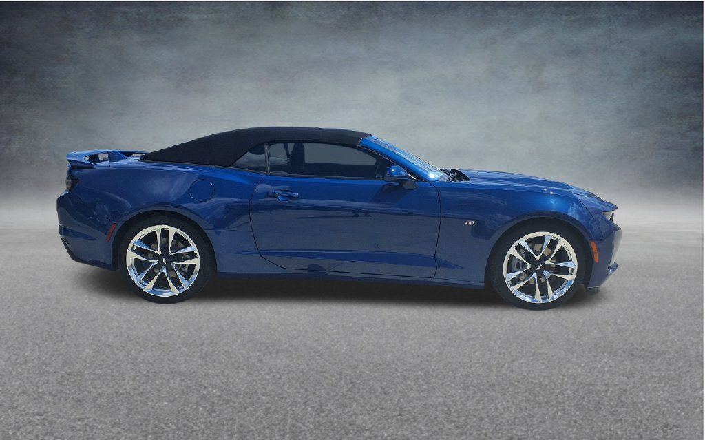Used 2024 Chevrolet Camaro LT w/ RS Package RWD image 8