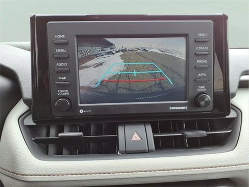 Used 2022 Toyota RAV4 XLE image 20