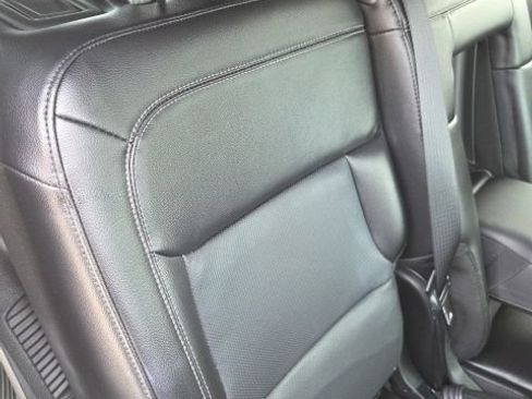 Used 2024 Ford Explorer Limited AWD/4WD image 41