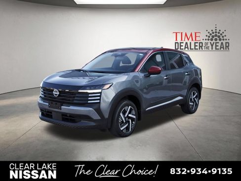 Used 2025 Nissan Kicks SV FWD image 3