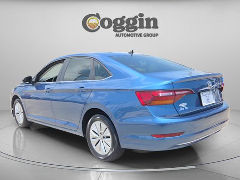 Used 2019 Volkswagen Jetta S w/ Driver Assistance Package FWD image 3