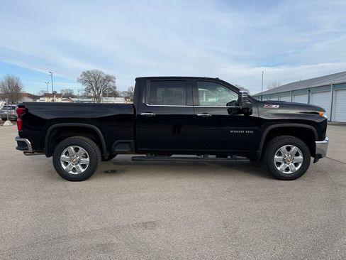 Used 2022 Chevrolet Silverado 2500 LTZ w/ LTZ Plus Package image 4
