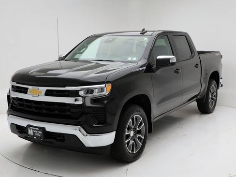 Used 2024 Chevrolet Silverado 1500 LT image 5
