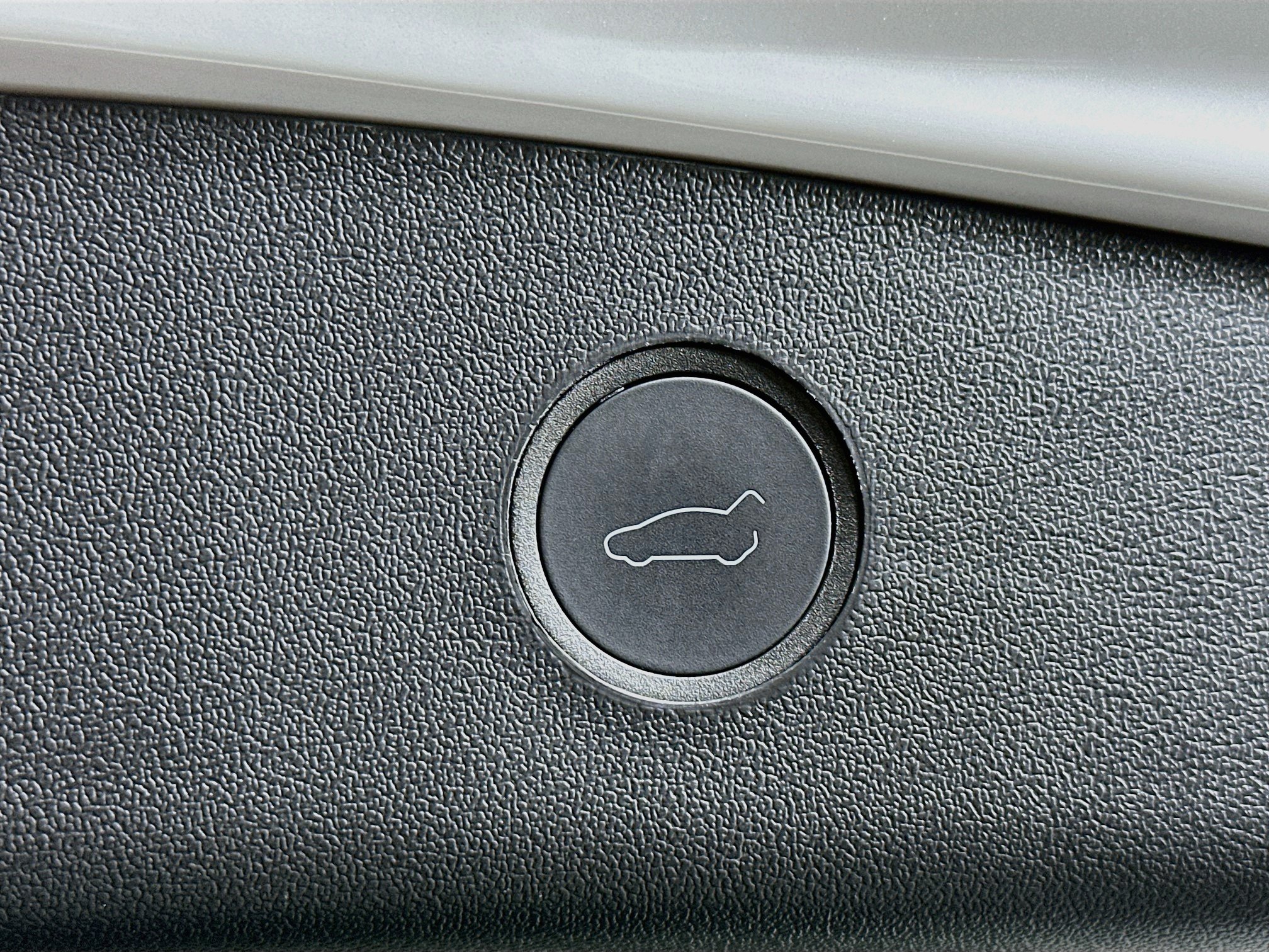 Used 2023 Tesla Model 3 Standard Range RWD image 30