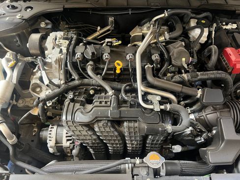 Used 2025 Nissan Altima 2.5 SR image 33