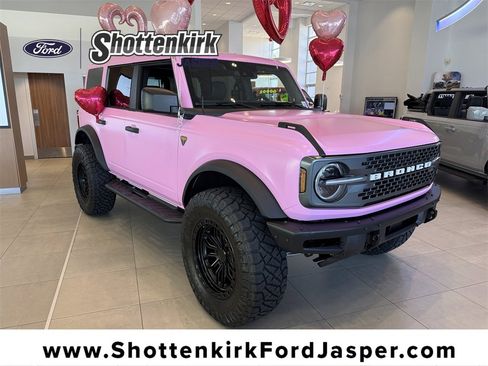 New 2025 Ford Bronco Badlands image 1