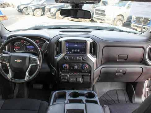 Used 2021 Chevrolet Silverado 3500 LT w/ Convenience Package image 23