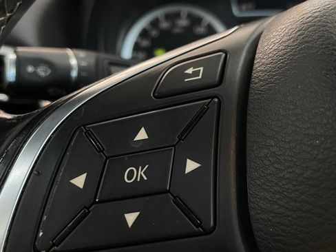 Used 2017 INFINITI QX30 Sport w/ Sport Leather Package image 29