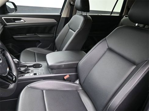 Used 2019 Volkswagen Atlas SE image 19