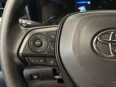 Used 2023 Toyota Corolla LE FWD image 10