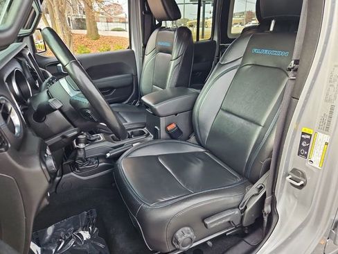 Used 2021 Jeep Wrangler Unlimited Rubicon 4xe w/ Cold Weather Group image 7