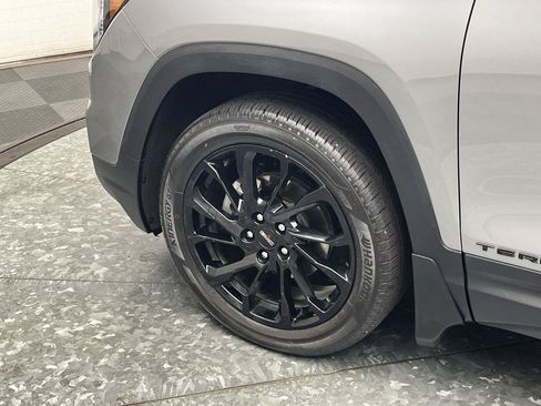 Certified 2023 GMC Terrain SLT w/ Elevation Edition AWD/4WD image 33